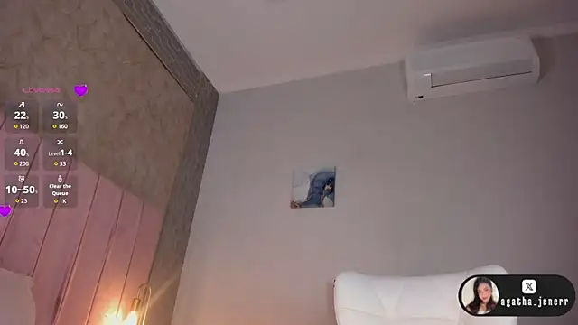 Snapshot of agatha_jener chatting on 06.15.26 agatha jener online show from 06.15.26