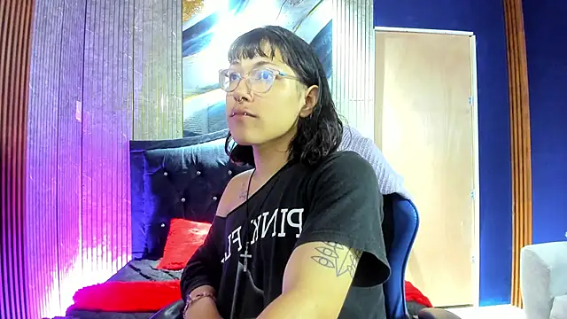 christina vamp1 online show from 10.05.25