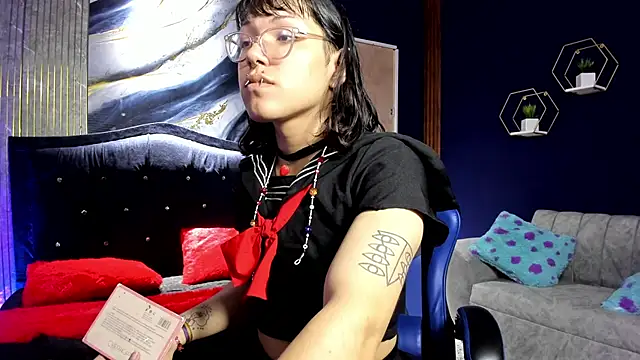 christina vamp1 online show from 10.22.25