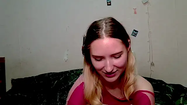  kikiclark   online show from 10.16.25