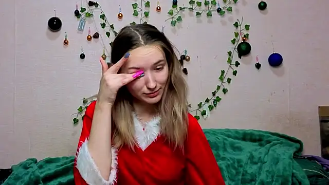  kikiclark   online show from 01.10.26