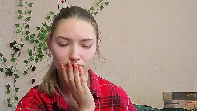 Snapshot of _kikiclark__ chatting on 02.27.26 kikiclark online show from 02.27.26