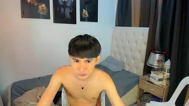 xxxhugecocktwinkxxx online show from 12.21.25