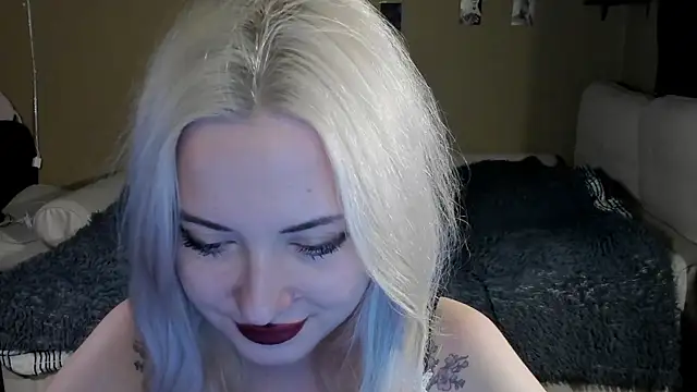 velunnight online show from 09.10.25