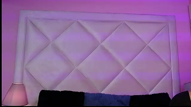 Snapshot of Miaa_Smithh__ chatting on 11.25.25 Miaa Smithh online show from 11.25.25