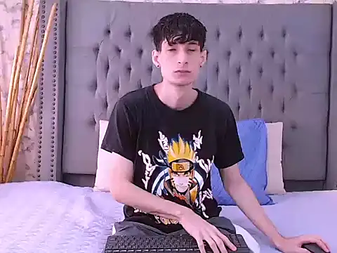 Snapshot of Luke_Carter chatting on 09.19.25 Luke Carter online show from 09.19.25