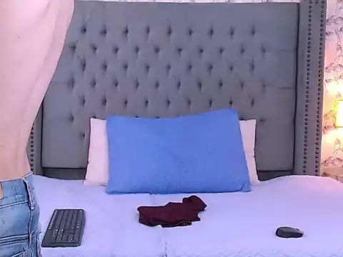 Snapshot of Luke_Carter chatting on 09.20.25 Luke Carter online show from 09.20.25