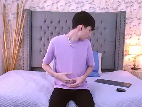 Snapshot of Luke_Carter chatting on 09.29.25 Luke Carter online show from 09.29.25