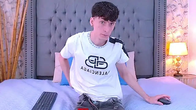 Snapshot of Luke_Carter chatting on 10.07.25 Luke Carter online show from 10.07.25