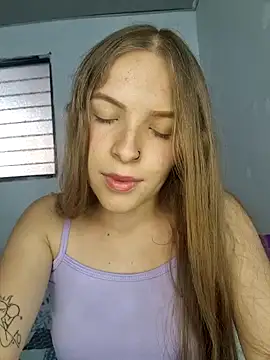 emily-scott online show from 09.11.25