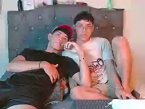 Snapshot of logan_willyams_ chatting on 09.17.25 logan willyams  online show from 09.17.25