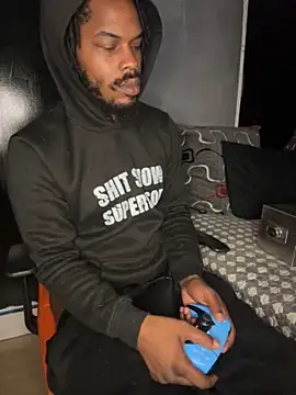 Snapshot of kingdiamond92 chatting on 10.02.25 kingdiamond92 online show from 10.02.25