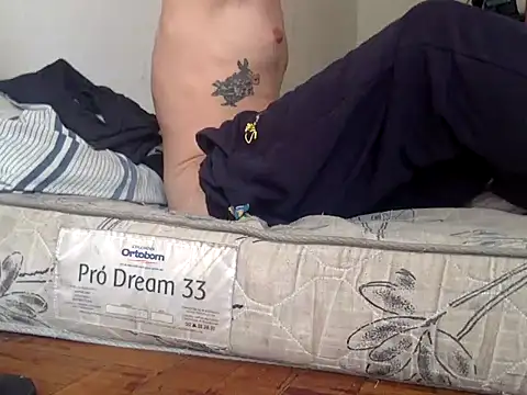 chrisalmeid  online show from 09.17.25