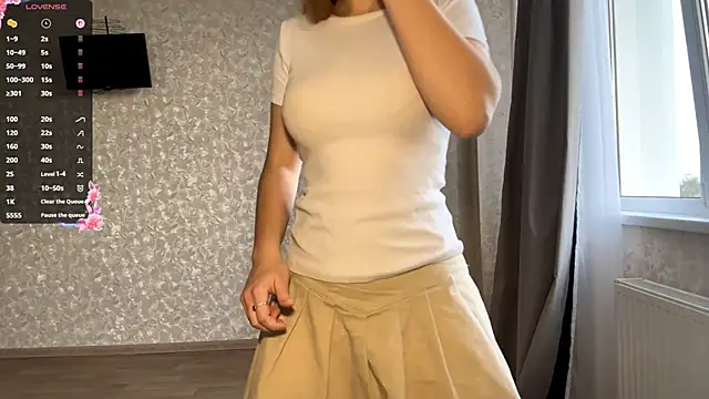 DreamyOlivia online show from 10.08.25