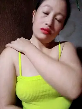 Snapshot of VanGau031694 chatting on 10.13.25 VanGau031694 online show from 10.13.25