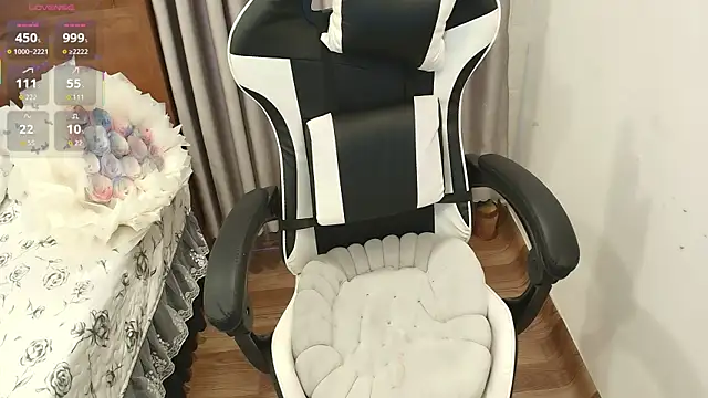 Snapshot of Bae_Gigii chatting on 04.06.26 Bae Gigii online show from 04.06.26