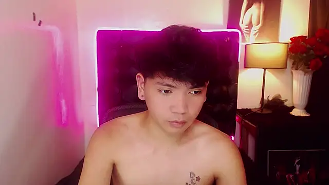 Asianbluefuckerrrr online show from 09.23.25