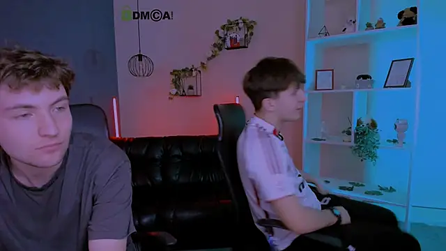 travis wolf  online show from 03.22.26