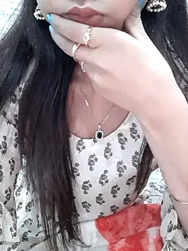 Snapshot of siya_rani67 chatting on 11.30.25 siya rani67 online show from 11.30.25