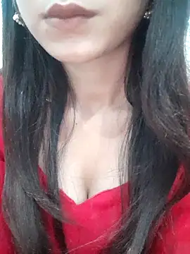 Snapshot of siya_rani67 chatting on 12.19.25 siya rani67 online show from 12.19.25