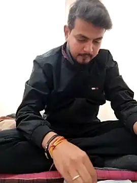 7incpink online show from 12.15.25