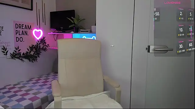 DianaGalaxy online show from 09.26.25