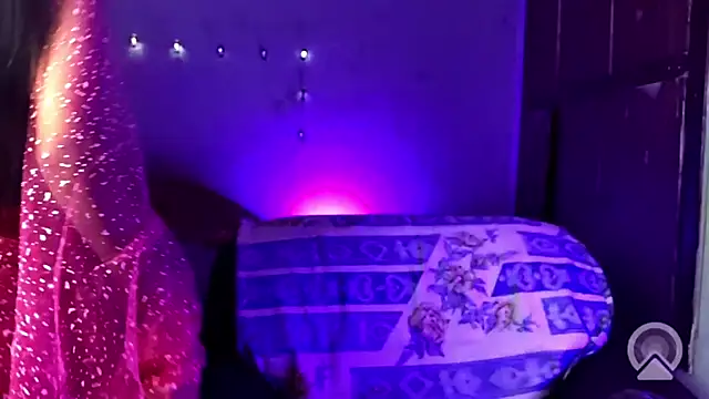 royeoy22 online show from 10.11.25