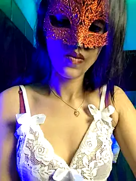 royeoy22 online show from 10.23.25