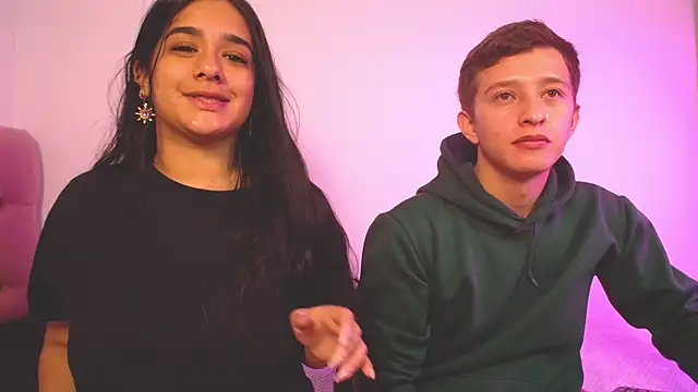 Snapshot of mae_nathan_ chatting on 09.23.25 mae nathan  online show from 09.23.25