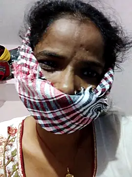 poojasexygirl2007 online show from 09.30.25