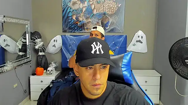 AngelAndChris online show from 10.25.25