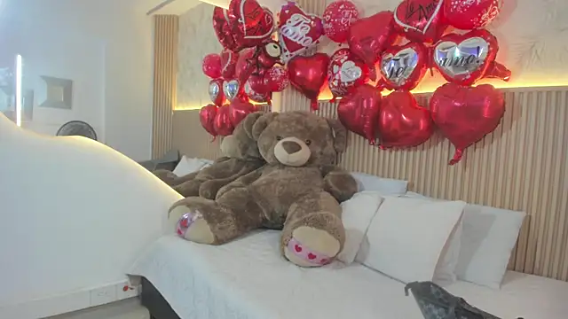 Liss-Reyes online show from 02.15.26