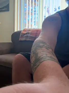 Stephanie1984 online show from 10.16.25