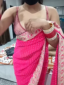 Snapshot of cam-amisha chatting on 09.13.25 cam-amisha online show from 09.13.25