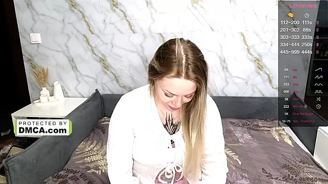 Snapshot of StasySweet chatting on 02.27.26 StasySweet online show from 02.27.26