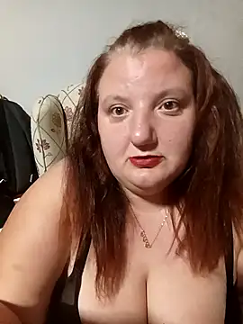 Snapshot of Diamantababy chatting on 11.16.25 Diamantababy online show from 11.16.25