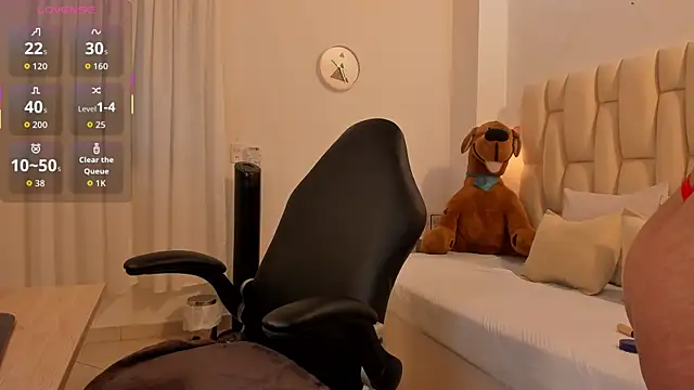 Snapshot of kate_lua chatting on 09.19.25 kate lua online show from 09.19.25