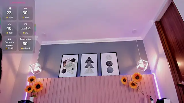 Nina Ford online show from 02.14.26