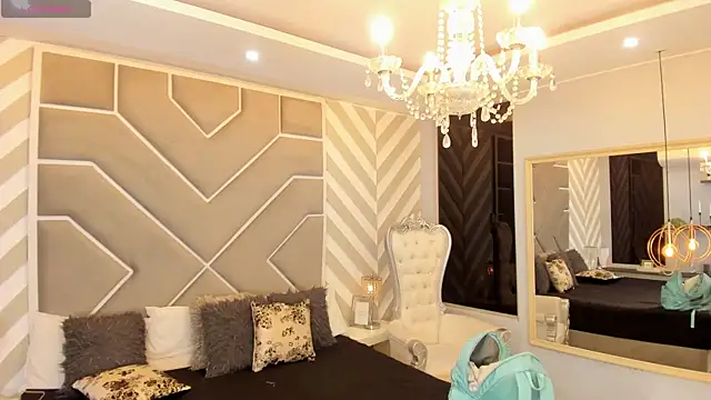 Snapshot of MissMahala_ chatting on 09.21.25 MissMahala  online show from 09.21.25