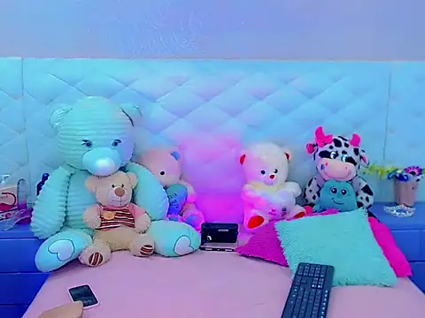 Snapshot of hanna_sweett34 chatting on 09.20.25 hanna sweett34 online show from 09.20.25