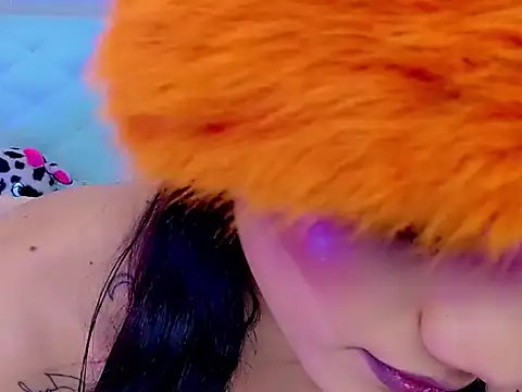 Snapshot of hanna_sweett34 chatting on 09.29.25 hanna sweett34 online show from 09.29.25