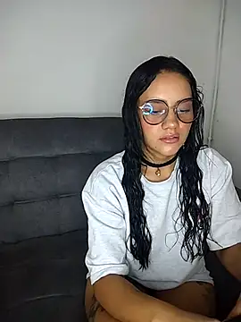 AntonelaDuarte online show from 09.12.25