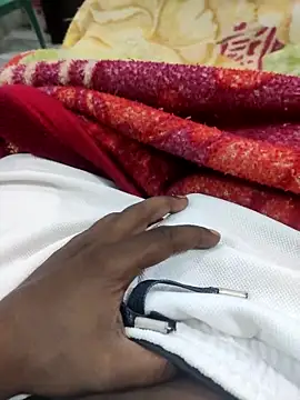 Yourminal online show from 10.04.25