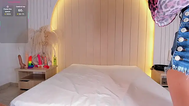 ALICESANDOVAL online show from 04.03.26