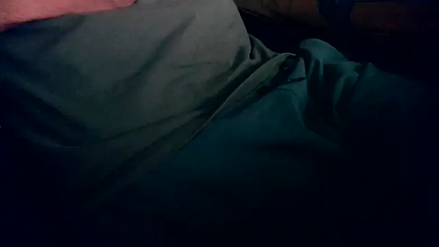 Snapshot of joserolabitas chatting on 10.25.25 joserolabitas online show from 10.25.25