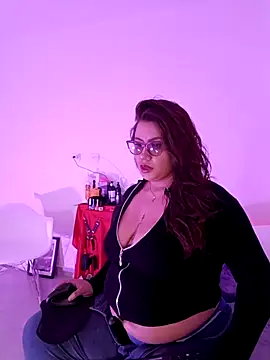 Vesper Vixen online show from 12.18.25