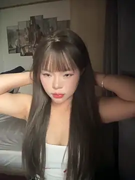 SarahBeii online show from 10.14.25