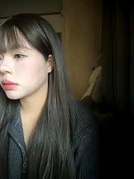 SarahBeii online show from 11.29.25