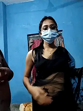 Snapshot of Hot-Jerry chatting on 11.16.25 Hot-Jerry online show from 11.16.25