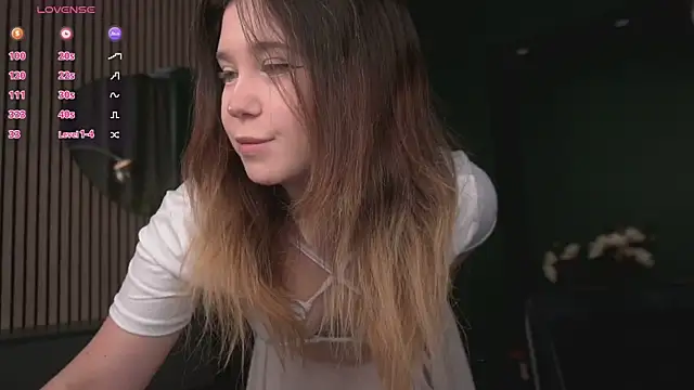 Lina Glow online show from 06.05.26